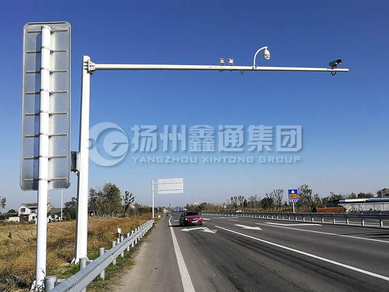 DJG-029，電子警察桿，流量監(jiān)測桿