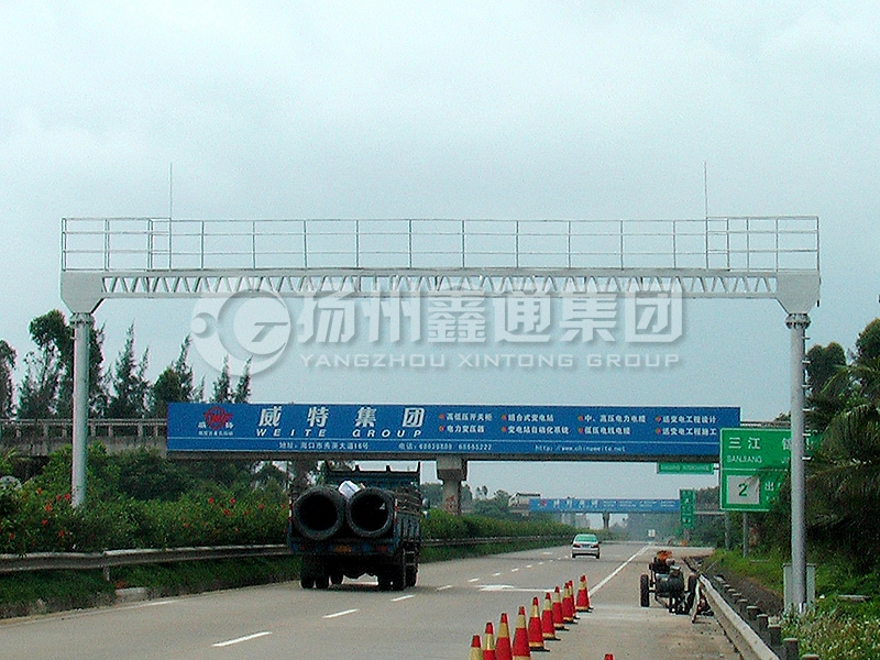 LMJ-010，情報板龍門架